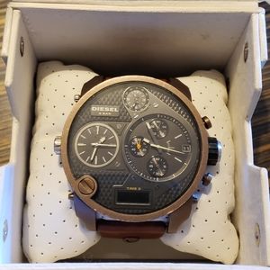 Diesel Big Daddy Oversized DZ7246